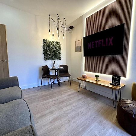 Deluxe Stays @ Libra Spaces Kingston upon Hull Bagian luar foto