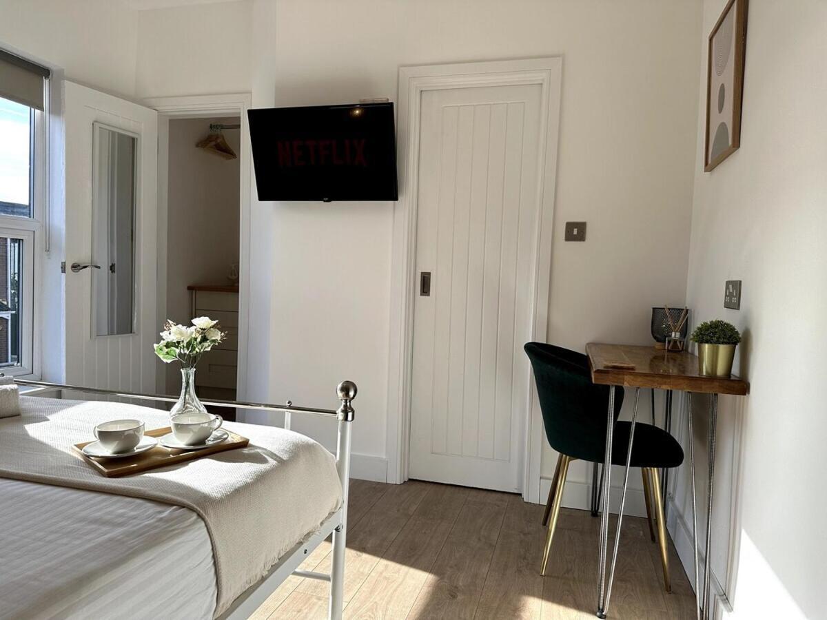Deluxe Stays @ Libra Spaces Kingston upon Hull Bagian luar foto
