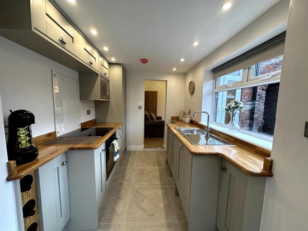 Deluxe Stays @ Libra Spaces Kingston upon Hull Bagian luar foto